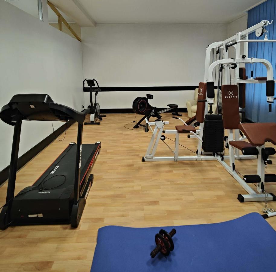 Hotel Terminus - Pizzeria Pizz'A Gogo - Salle De Sport - Face A La Gare Lons-le-Saunier Luaran gambar